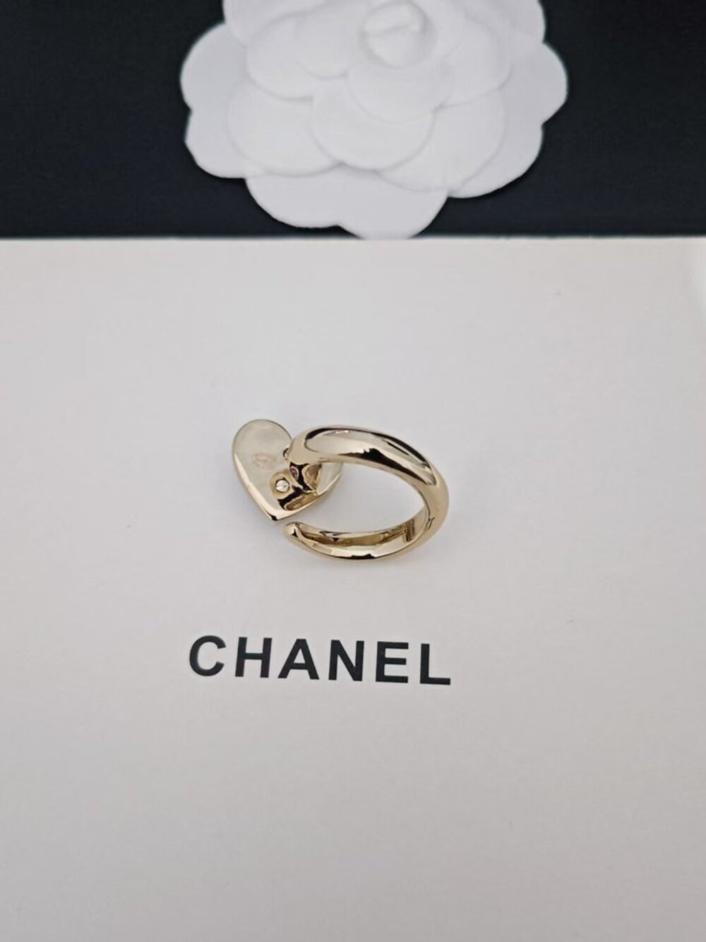 -Chanel- Ring - Picture 5 of 6